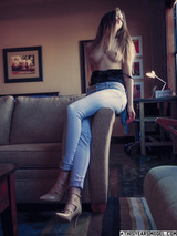 Lana Lea Has Beauty In The Jeans 03