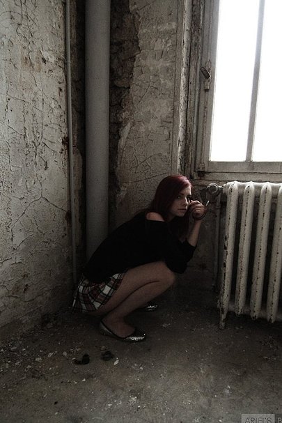 Ariel 00