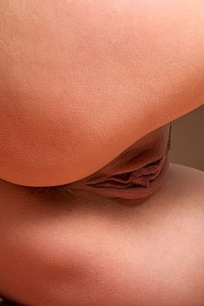 Caprice Gets Naked 09