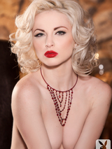 Blonde diva with red lips 06
