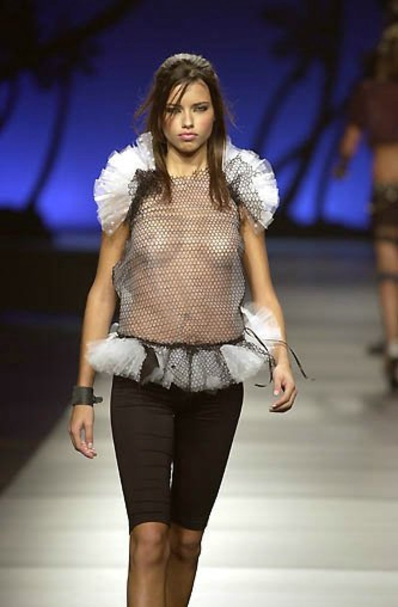 Adriana Lima 14 800 1220