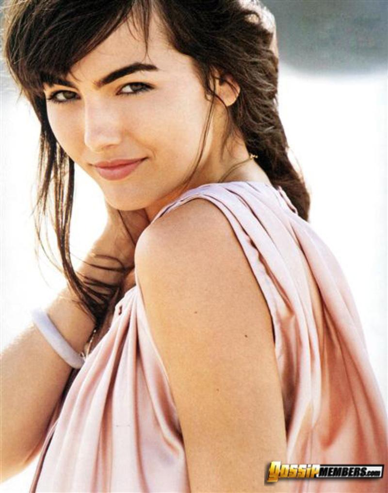 Camilla Belle 07 800x1015