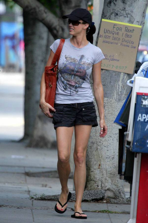 Shannon Elizabeth 06
