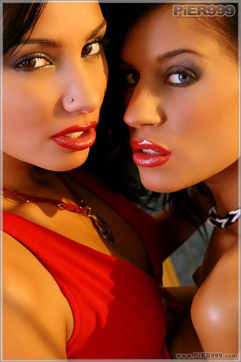 Aneta Keys & Zoe Saint 12