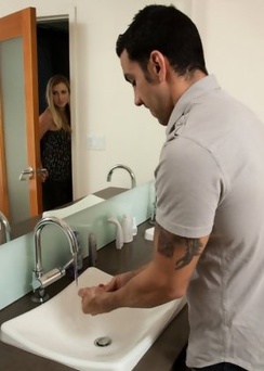 Mandy Armani, Marco Rivera