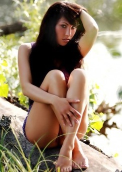 Beautiful dreamy girl, Elda