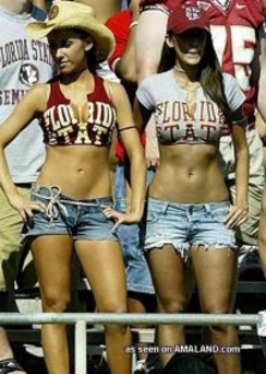 Hot and wild amateur party chicks